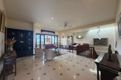 3 bedrooms Villa in Jimbaran, Badung, Indonesia No. 11740 18
