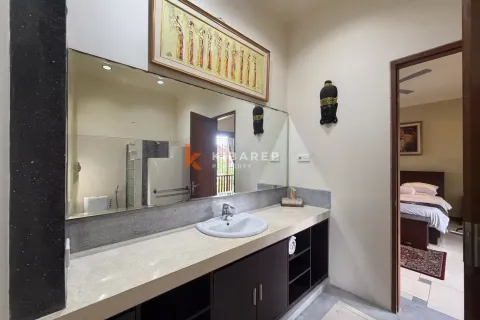 3 bedrooms Villa in Jimbaran, Badung, Indonesia No. 11740 17