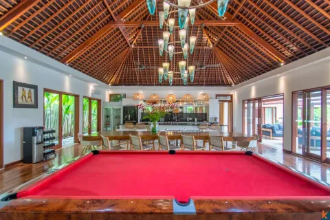5 bedrooms Villa in Tibubeneng, Badung, Indonesia No. 10554 20