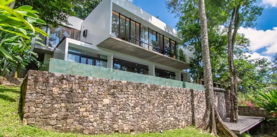4 bedrooms Villa in Cemagi, Mengwi, Badung, Indonesia No. 10556
