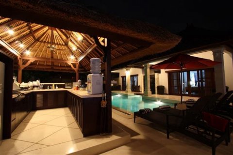 Вилла с 3 спальнями в Seminyak, Бадунг, Индонезия № 1115 15