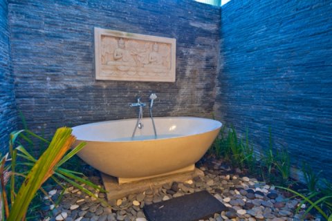 3 bedrooms Villa in Seminyak, Badung, Indonesia No. 1116 5