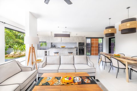 Вилла 200м2 в Tumbak Bayuh, Mengwi, Бадунг, Индонезия № 13685 8