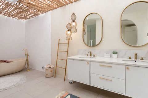 3 bedrooms Villa in Canggu, Badung, Indonesia No. 1566 21