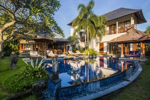 3 bedrooms Villa in Canggu, Badung, Indonesia No. 1566 6