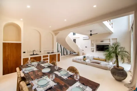 3 bedrooms Villa in South Kuta, Badung, Indonesia No. 10877 11