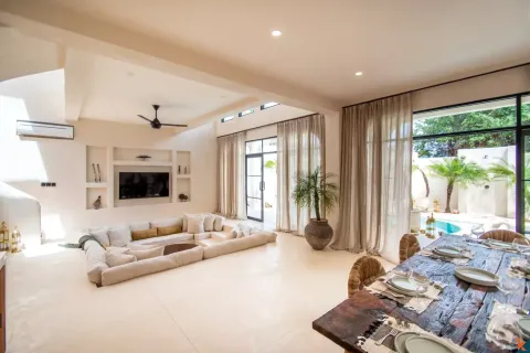 3 bedrooms Villa in South Kuta, Badung, Indonesia No. 10877 14