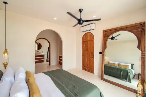 3 bedrooms Villa in South Kuta, Badung, Indonesia No. 10877 24