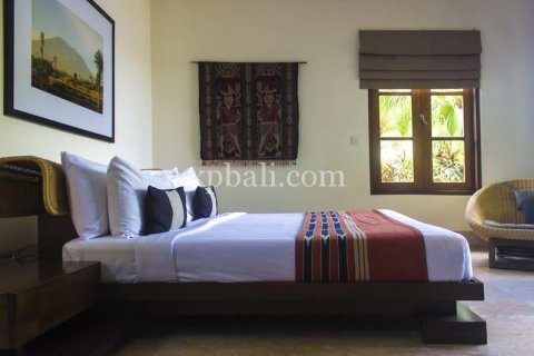 4 bedrooms Villa in South Kuta, Badung, Indonesia No. 7893 6