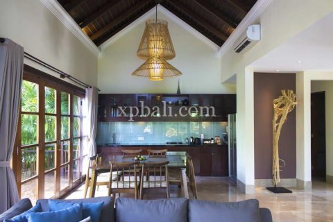 4 bedrooms Villa in South Kuta, Badung, Indonesia No. 7893 16