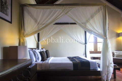 4 bedrooms Villa in South Kuta, Badung, Indonesia No. 7893 15