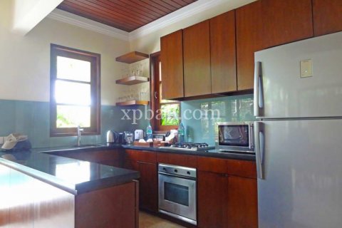 2 bedrooms Villa in South Kuta, Badung, Indonesia No. 7890 12