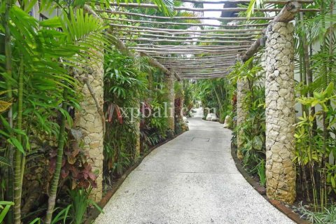 2 bedrooms Villa in South Kuta, Badung, Indonesia No. 7890 10