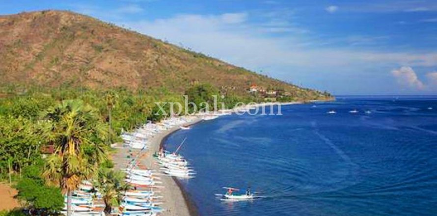 2770m2 Land in Karangasem, Karang Asem, Indonesia No. 396