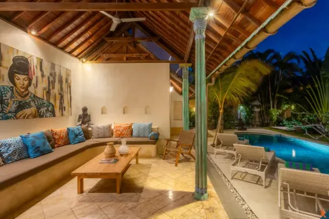 3 bedrooms Villa in Seminyak, Badung, Indonesia No. 10098 10