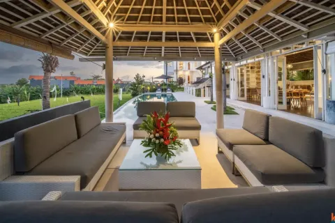 5 bedrooms Villa in Tibubeneng, Badung, Indonesia No. 10095 5