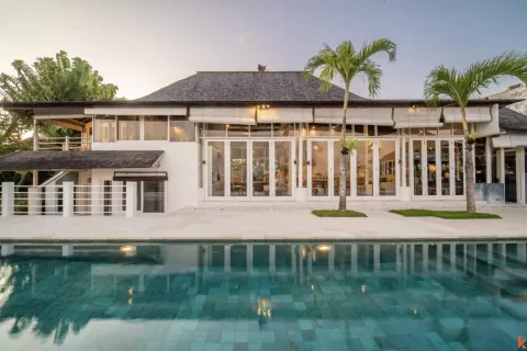 5 bedrooms Villa in Tibubeneng, Badung, Indonesia No. 10095 9