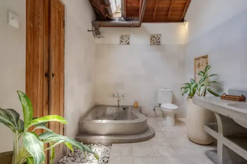 3 bedrooms Villa in Seminyak, Badung, Indonesia No. 10100 17