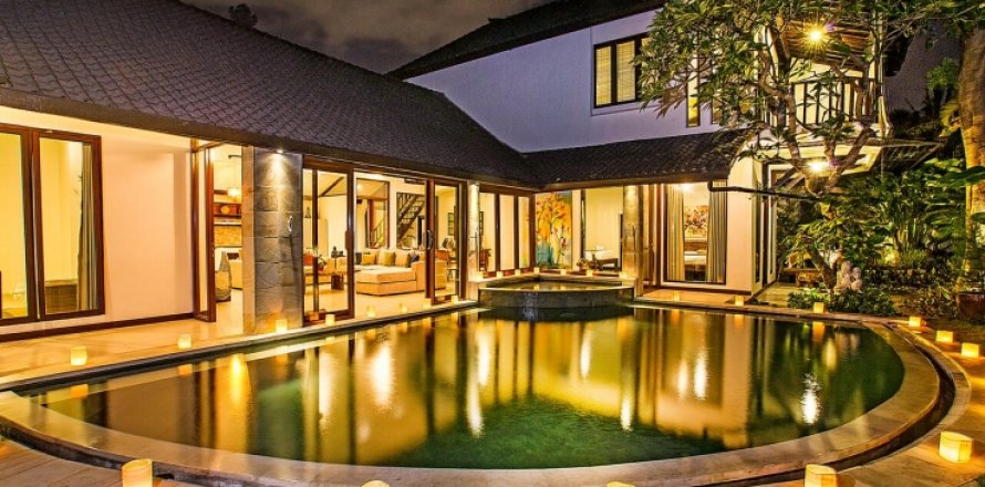 Вилла с 5 спальнями в Seminyak, Бадунг, Индонезия № 1042
