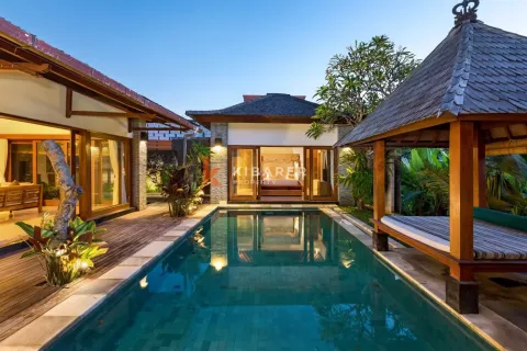 3 bedrooms Villa in Badung, Indonesia No. 12730 3