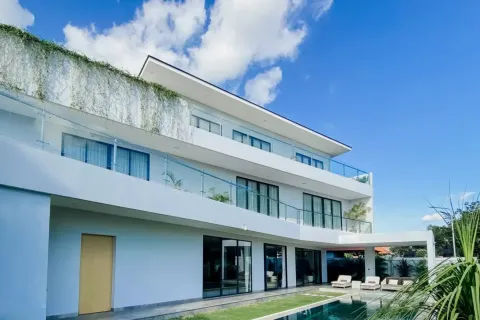 4 bedrooms Villa in Pererenan, Mengwi, Badung, Indonesia No. 10557