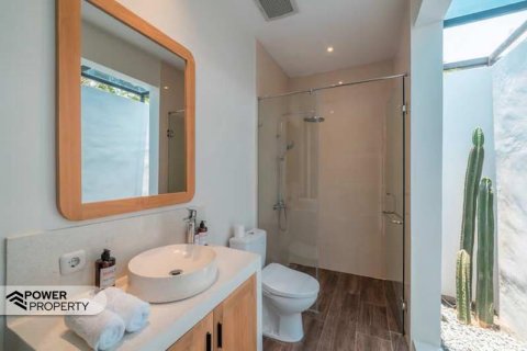 3 bedrooms Villa in Seminyak, Badung, Indonesia No. 9111 13