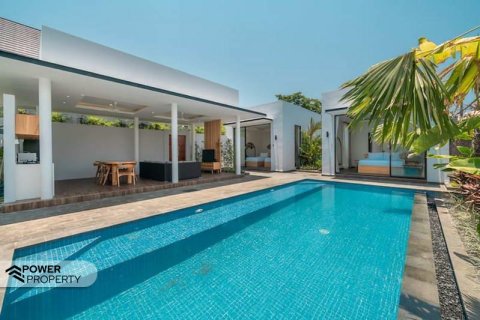 3 bedrooms Villa in Seminyak, Badung, Indonesia No. 9111 20