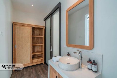 3 bedrooms Villa in Seminyak, Badung, Indonesia No. 9110 13