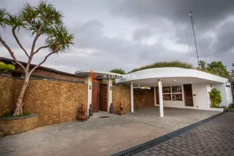 3 bedrooms Villa in Ungasan, Badung, Indonesia No. 12812 14