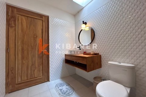 2 bedrooms Villa in Kerobokan, Badung, Indonesia No. 12341 16