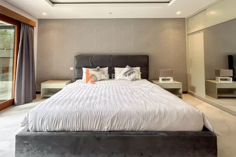 3 bedrooms Villa in Badung, Indonesia No. 12343 14