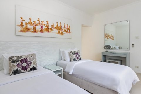 3 bedrooms Villa in Seminyak, Badung, Indonesia No. 7571 21