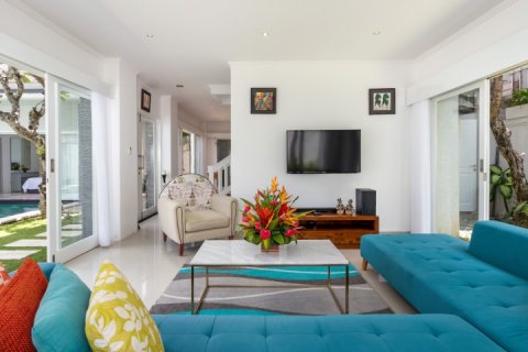 3 bedrooms Villa in Seminyak, Badung, Indonesia No. 7571 5
