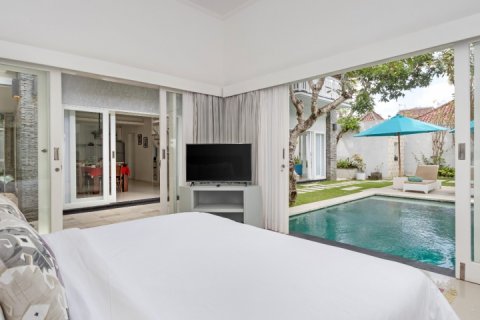 3 bedrooms Villa in Seminyak, Badung, Indonesia No. 7571 14