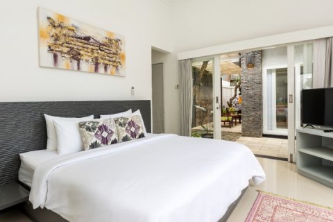 3 bedrooms Villa in Seminyak, Badung, Indonesia No. 7571 13