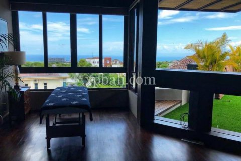3 bedrooms Villa in South Kuta, Badung, Indonesia No. 7901 2