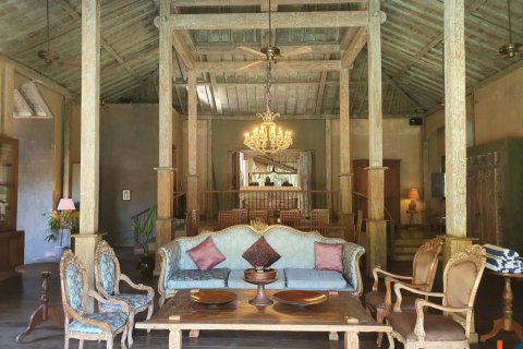 4 bedrooms Villa in South Kuta, Badung, Indonesia No. 11545 3