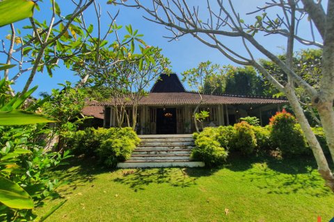 4 bedrooms Villa in South Kuta, Badung, Indonesia No. 11545 6