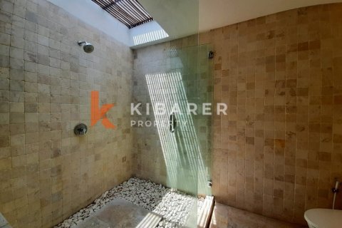 4 bedrooms Villa in Munggu, Mengwi, Badung, Indonesia No. 13068 12