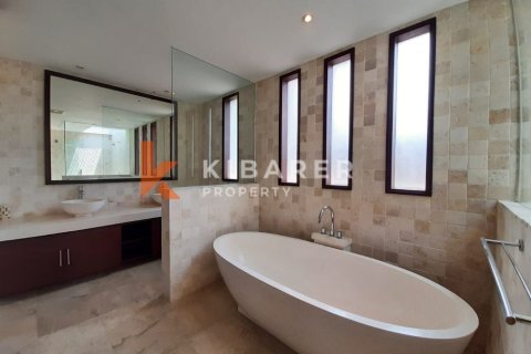 4 bedrooms Villa in Munggu, Mengwi, Badung, Indonesia No. 13068 5