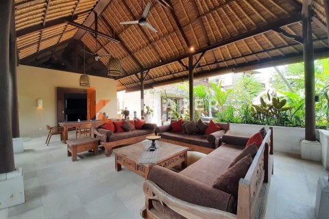 4 bedrooms Villa in Munggu, Mengwi, Badung, Indonesia No. 13068 2
