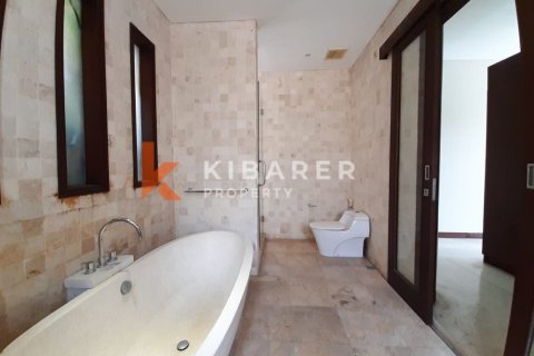 4 bedrooms Villa in Munggu, Mengwi, Badung, Indonesia No. 13068 9