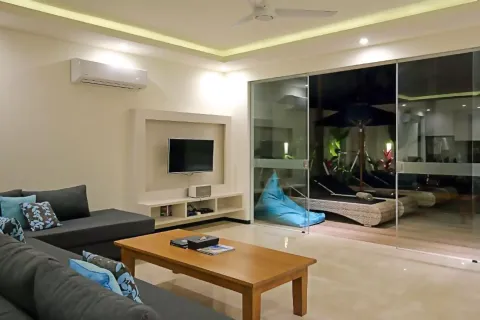 3 bedrooms Villa in Seminyak, Badung, Indonesia No. 10693 8