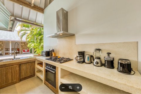 4 bedrooms Villa in Seminyak, Badung, Indonesia No. 10461 20