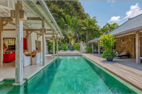 4 bedrooms Villa in Seminyak, Badung, Indonesia No. 10461 13