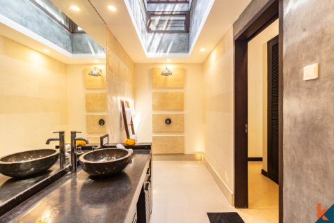 4 bedrooms Villa in Badung, Indonesia No. 10462 19