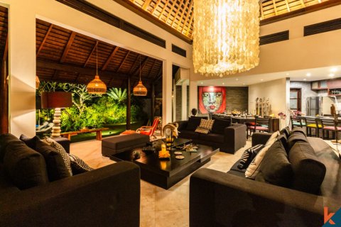 4 bedrooms Villa in Badung, Indonesia No. 10462 16