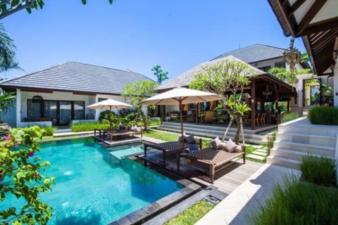 9 bedrooms Villa in Canggu, Badung, Indonesia No. 11610 13