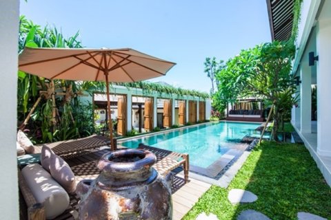 9 bedrooms Villa in Canggu, Badung, Indonesia No. 11610 5