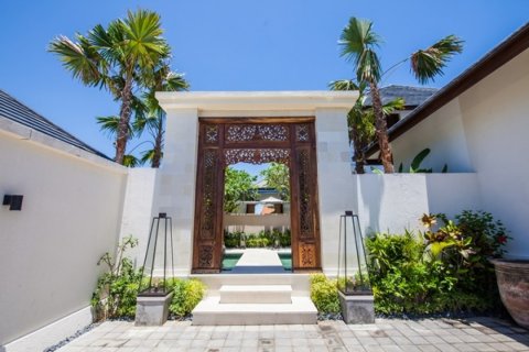 9 bedrooms Villa in Canggu, Badung, Indonesia No. 11610 8